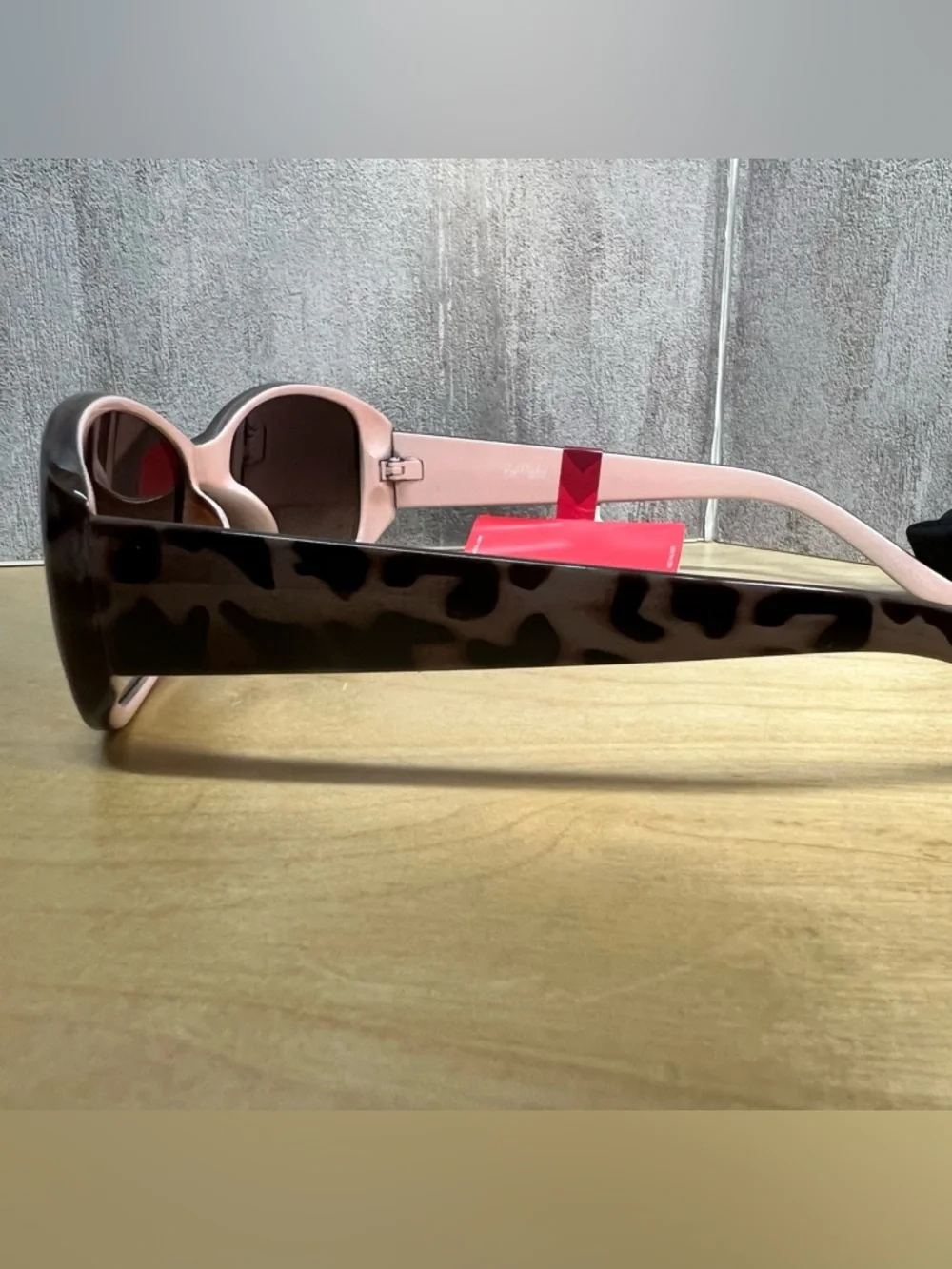 Bob Mackie Leopard Print Sunglasses with Pouch New with Tags